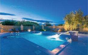 Awesome Apartment In Biograd With Wifi